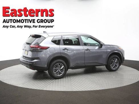 Used 2024 Nissan Rogue S AWD/4WD image 43