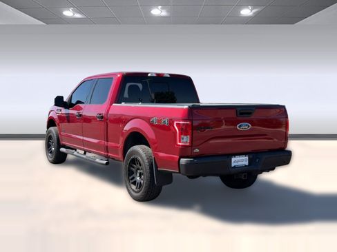 Used 2015 Ford F150 XLT w/ Equipment Group 302A Luxury AWD/4WD image 3