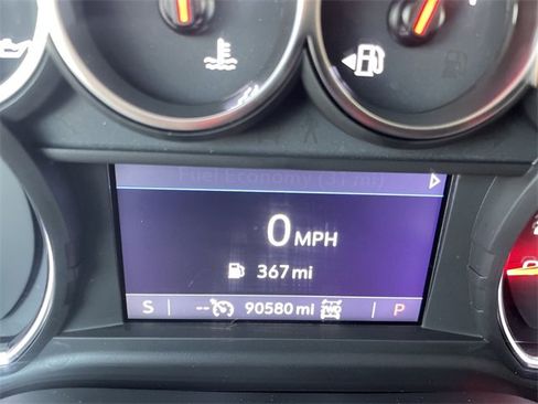 Used 2022 Chevrolet Silverado 1500 RST image 26