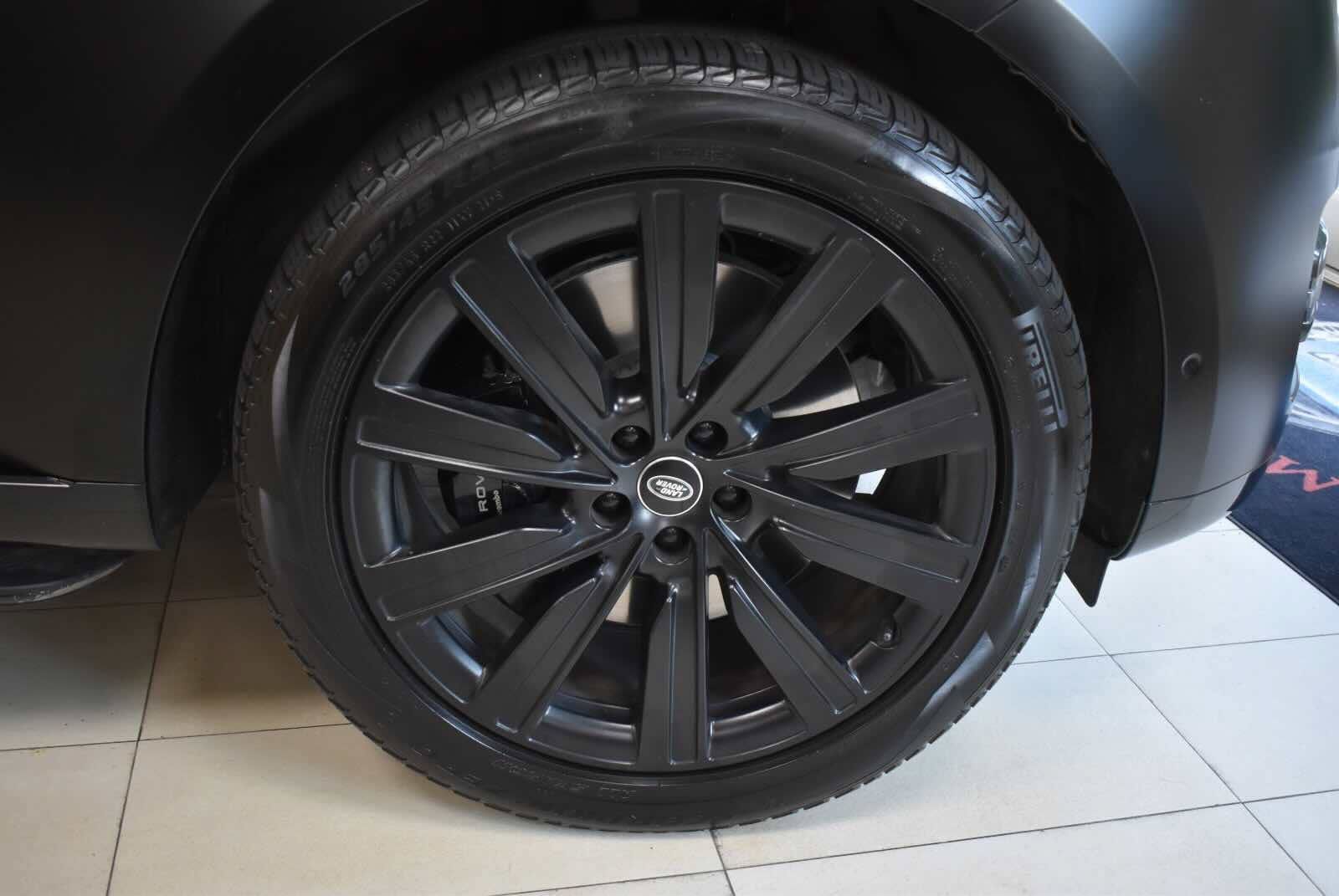 Used 2023 Land Rover Range Rover Long Wheelbase SE AWD/4WD image 65