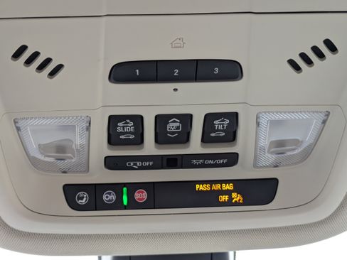 Certified 2024 Buick Enclave Avenir w/ Avenir Technology Package image 34