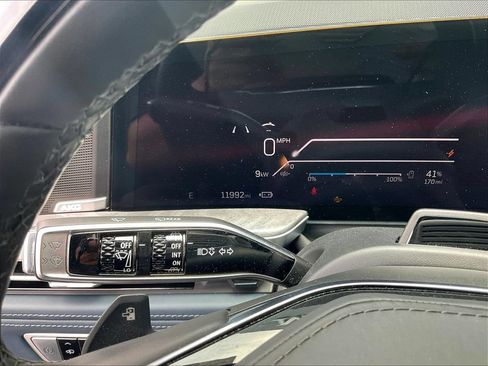 Used 2025 Cadillac Escalade IQ Luxury 2 w/ LPO, Premium Carpet Package AWD/4WD image 13