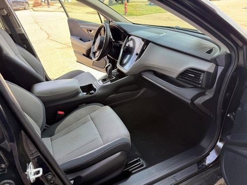 Used 2022 Subaru Outback Premium image 18
