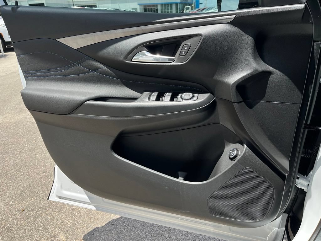 New 2026 Buick Envista Sport Touring w/ Convenience I Package FWD image 23
