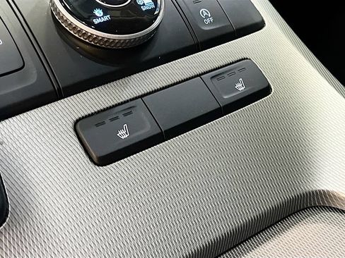 Used 2022 Hyundai Palisade SEL w/ Convenience Package AWD/4WD image 19