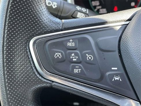 Used 2024 Chevrolet Malibu LT image 24