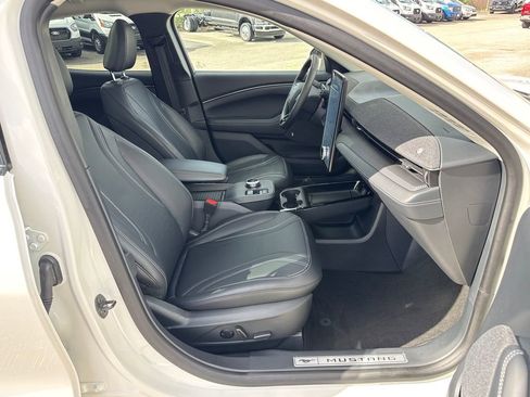 Used 2023 Ford Mustang Mach-E Premium image 27