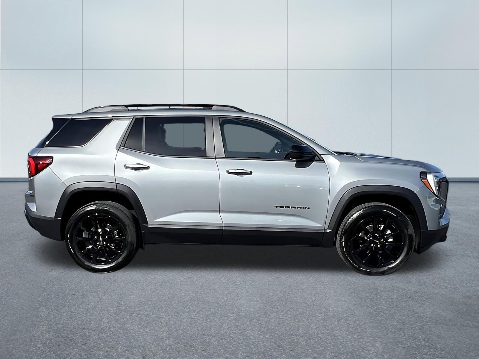 Used 2026 GMC Terrain Elevation w/ Black Edition AWD/4WD image 7