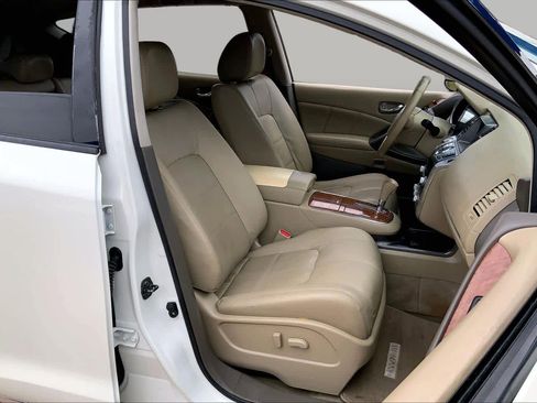 Used 2011 Nissan Murano LE w/ Navigation Pkg FWD image 8