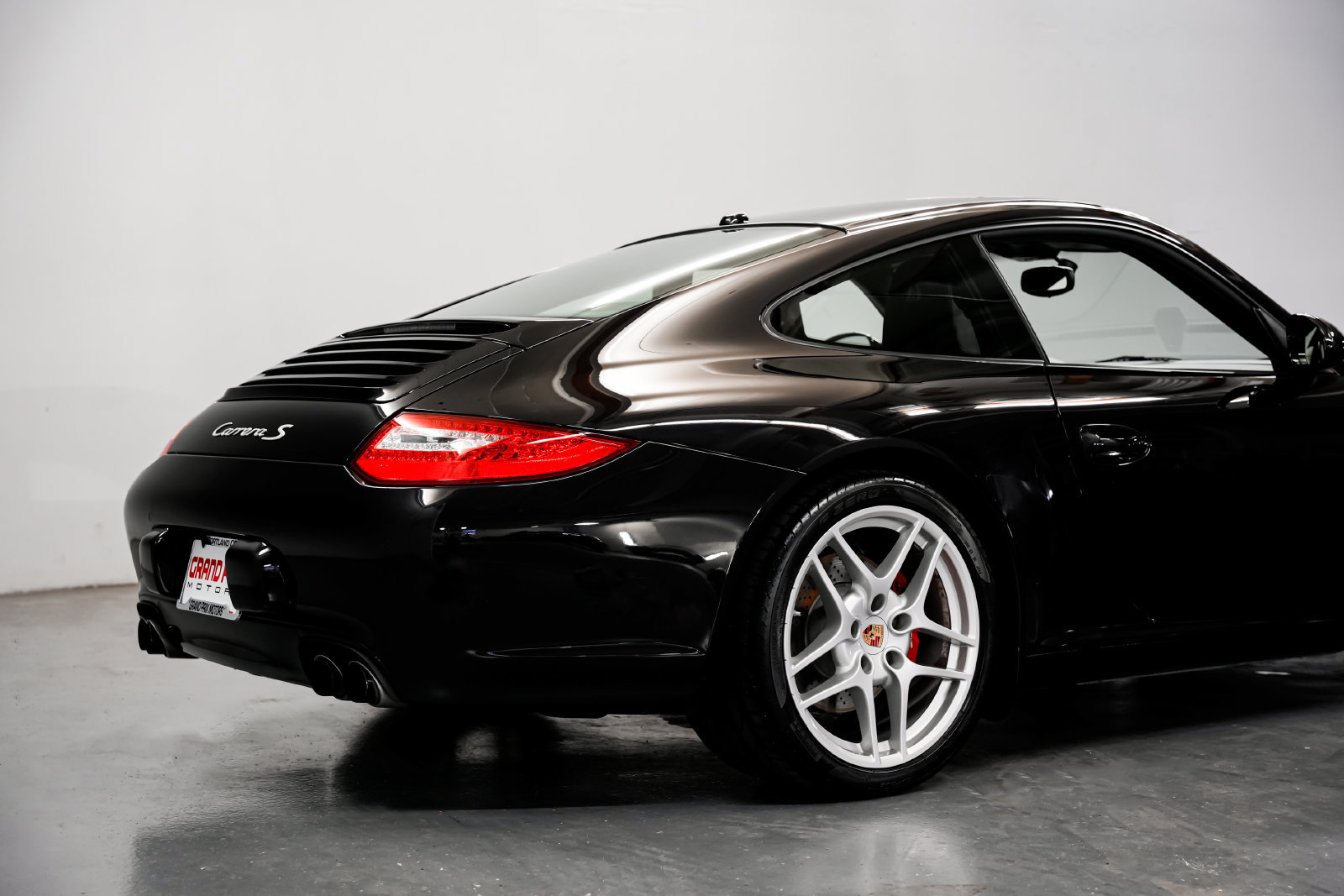 Used 2011 Porsche 911 Carrera S RWD image 33