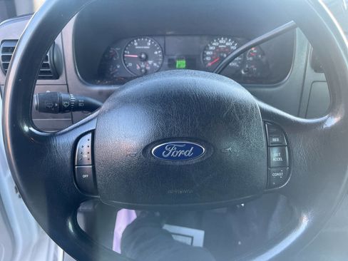Used 2007 Ford F250 XL image 29