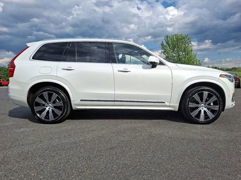 Used 2025 Volvo XC90 T8 Plus AWD/4WD image 7