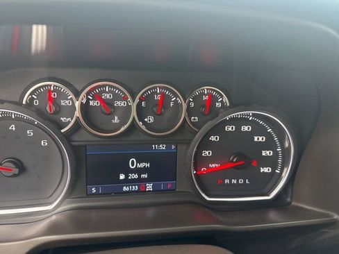 Used 2019 Chevrolet Silverado 1500 RST image 26