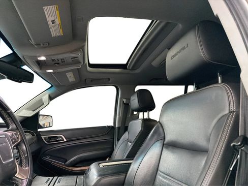 Used 2019 GMC Yukon XL Denali w/ Denali Ultimate Package RWD image 44