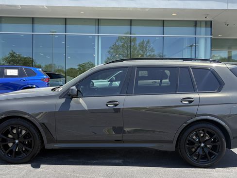 Certified 2026 BMW X7 xDrive40i w/ M Sport Package AWD/4WD image 7