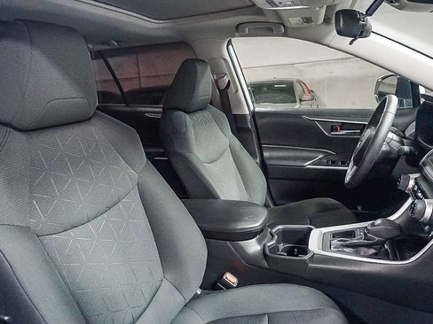 Certified 2023 Toyota RAV4 XLE w/ Convenience Package FWD image 19