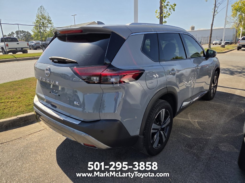 Used 2023 Nissan Rogue SL w/ SL Premium Package FWD image 4