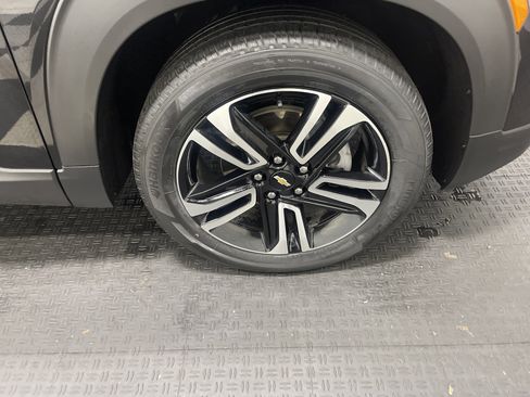 Used 2023 Chevrolet TrailBlazer LT w/ Convenience Package image 29