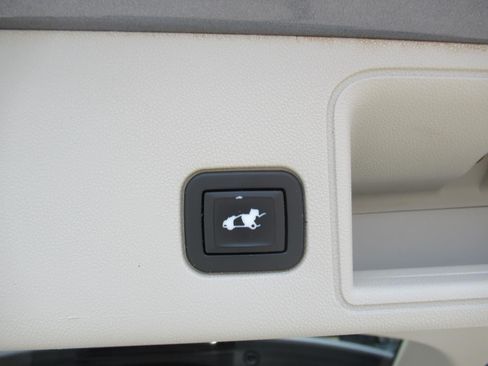Used 2020 GMC Terrain Denali w/ Denali Premium Package FWD image 34
