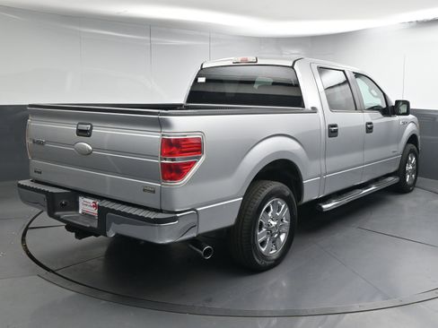 Used 2011 Ford F150 XLT w/ XLT Chrome Pkg image 8