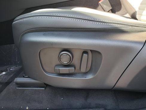 New 2026 Land Rover Discovery Sport Landmark image 19