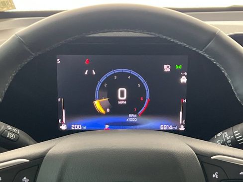 Used 2025 Chevrolet TrailBlazer LT w/ Convenience Package FWD image 17