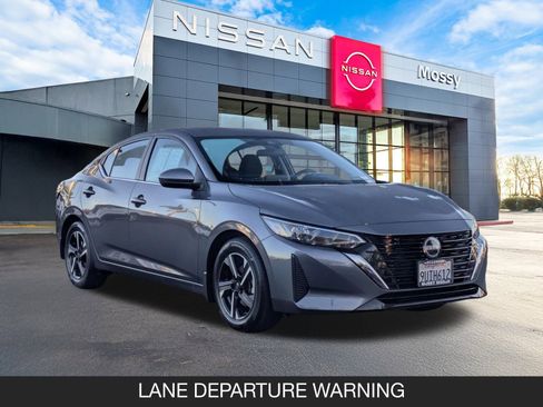 Certified 2025 Nissan Sentra SV w/ Trunk Package image 2