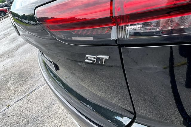 Used 2023 Buick Envision Preferred FWD image 24