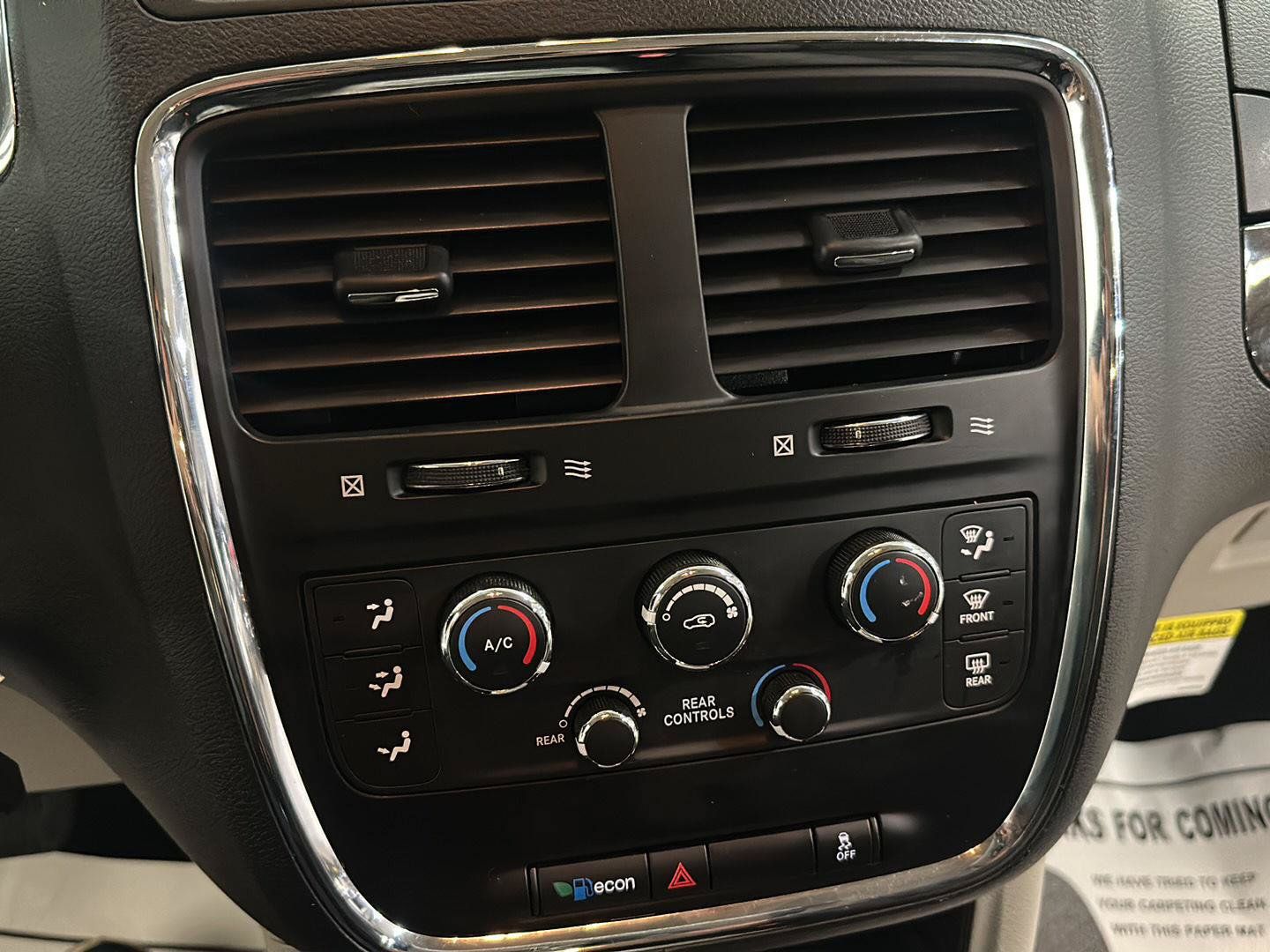 Used 2015 Dodge Grand Caravan SE w/ Quick Order Package 29E SE FWD image 21