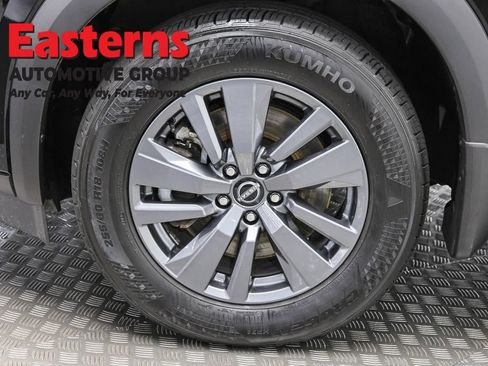Used 2024 Nissan Pathfinder SV w/ Lighting Package (N92) AWD/4WD image 34