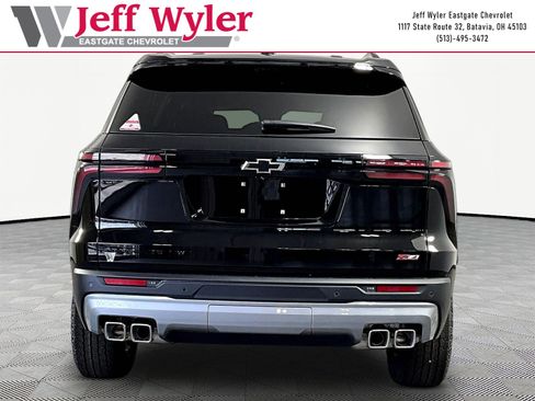 New 2026 Chevrolet Traverse Z71 w/ Enhanced Driving Package AWD/4WD image 5