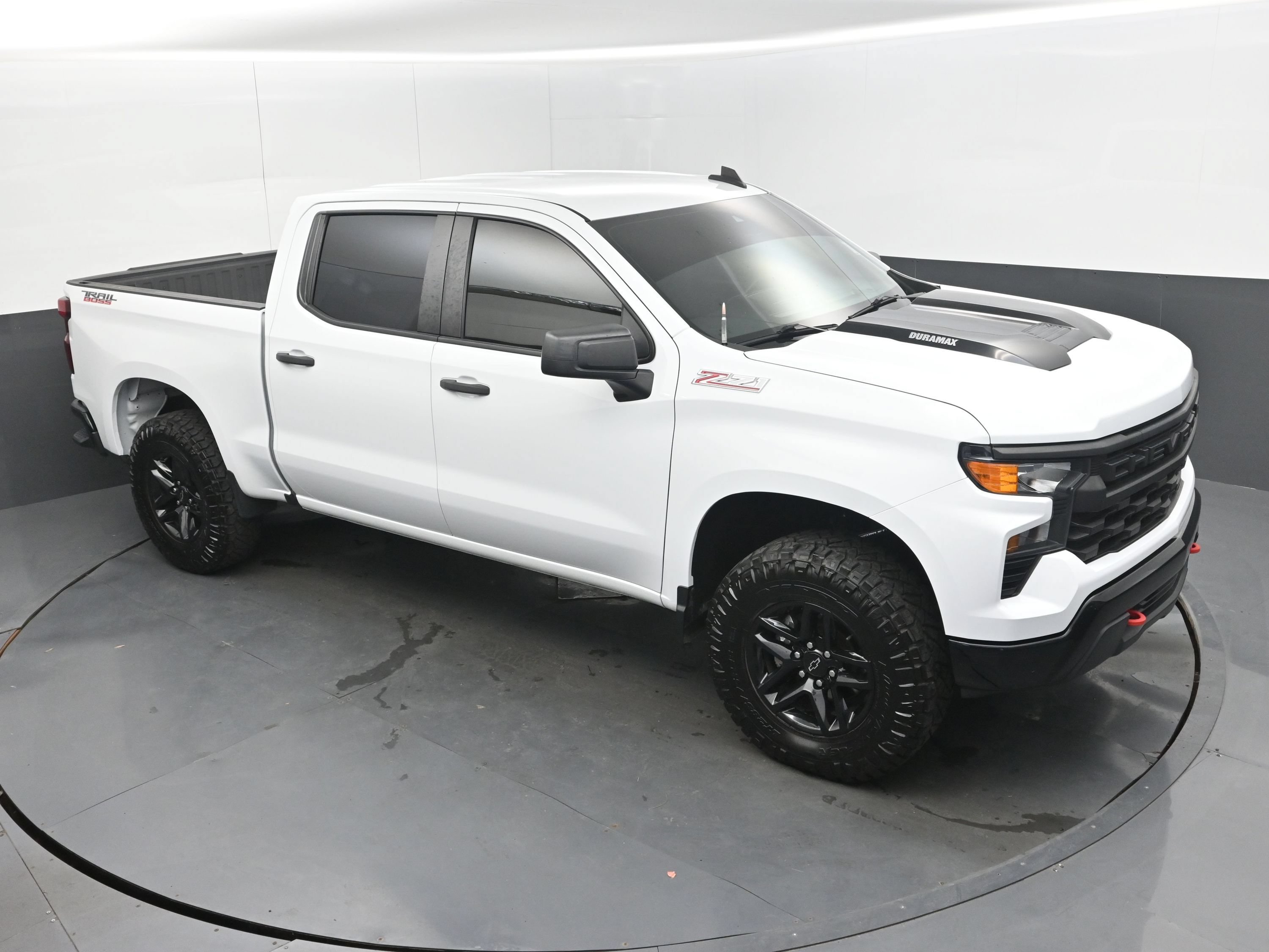 Used 2022 Chevrolet Silverado 1500 Custom Trail Boss w/ LPO, Dark Essentials Package AWD/4WD image 39