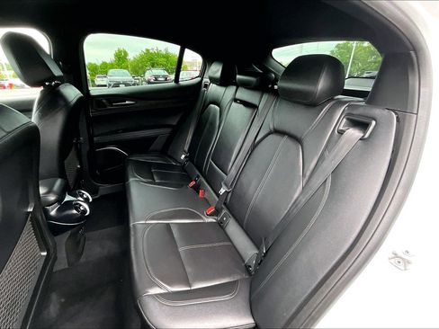 Used 2022 Alfa Romeo Stelvio Sprint AWD/4WD image 24