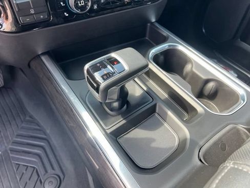 Certified 2023 Chevrolet Silverado 1500 LTZ AWD/4WD image 26
