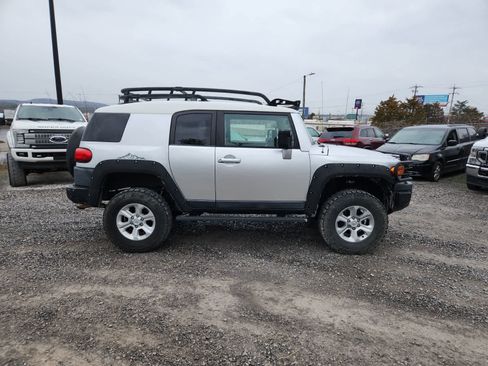 Used 2007 Toyota FJ Cruiser 4WD image 6