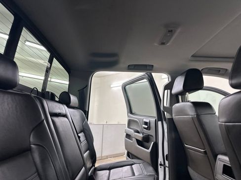 Used 2017 GMC Sierra 2500 Denali w/ Duramax Plus Package AWD/4WD image 27