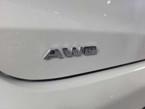 Certified 2023 Cadillac XT6 Premium Luxury w/ Technology Package AWD/4WD image 7