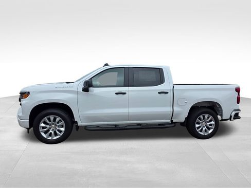 New 2026 Chevrolet Silverado 1500 Custom image 3