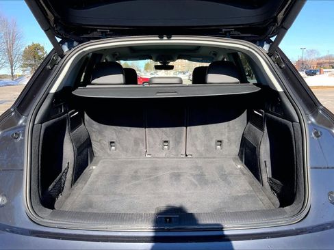 Used 2018 Audi Q5 2.0T Premium Plus w/ Premium Plus Package image 34