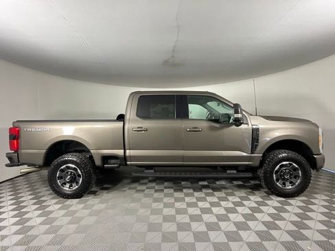 Used 2023 Ford F350 XLT w/ Black Appearance Package image 2
