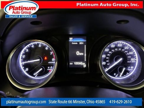 Used 2018 Toyota Camry SE image 14