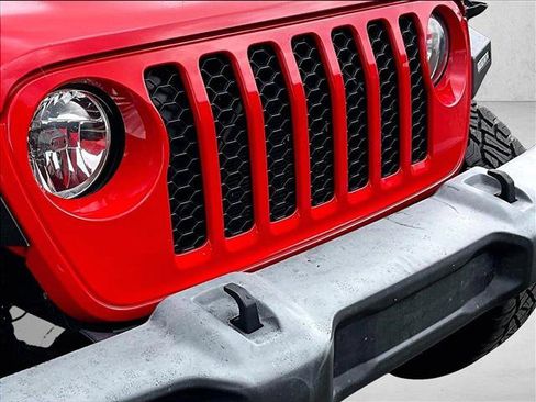 Used 2020 Jeep Gladiator Sport w/ Quick Order Package 24S AWD/4WD image 27