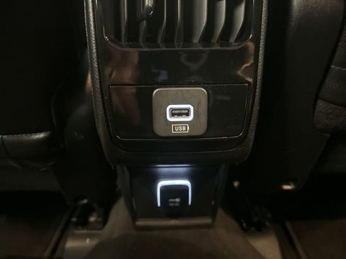 Used 2022 Jeep Compass Limited image 21