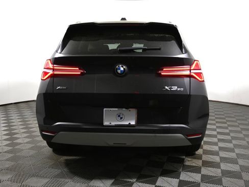 Certified 2025 BMW X3 xDrive30i w/ Premium Package AWD/4WD image 10