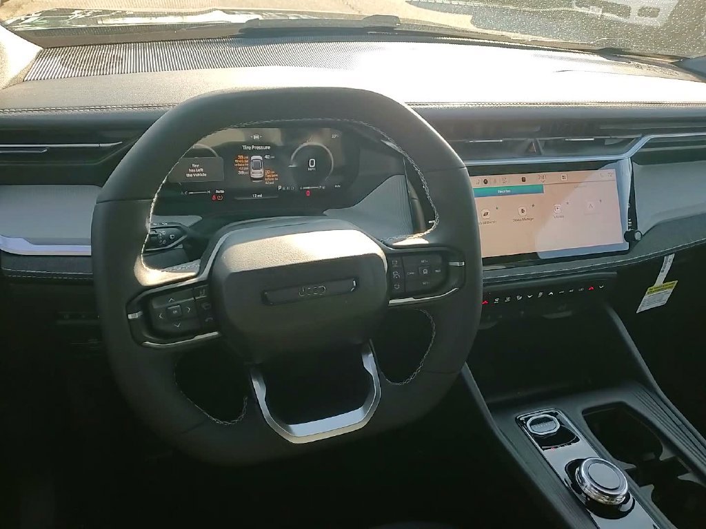 New 2026 Jeep Cherokee Laredo AWD/4WD image 32