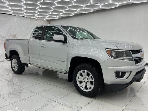 Used 2018 Chevrolet Colorado LT w/ LT Convenience Package AWD/4WD image 7
