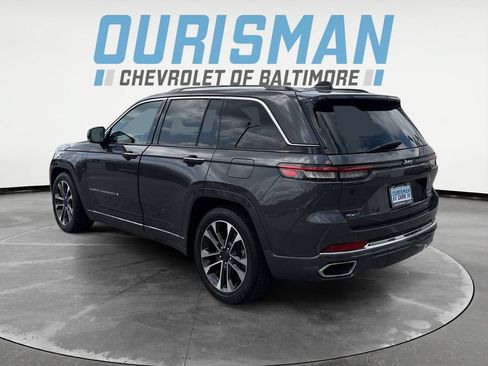 Used 2023 Jeep Grand Cherokee Overland AWD/4WD image 4