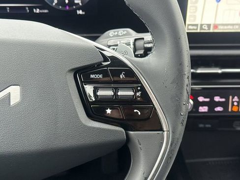 New 2026 Kia Niro Wind image 30