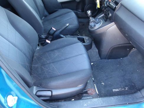 Used 2012 MAZDA MAZDA2 Sport image 15