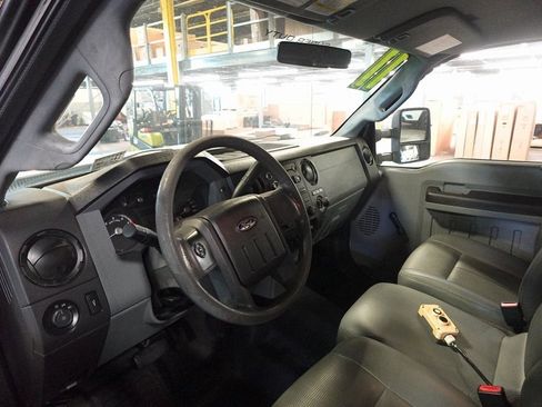 Used 2011 Ford F450 XL w/ Trailer Tow Pkg image 11